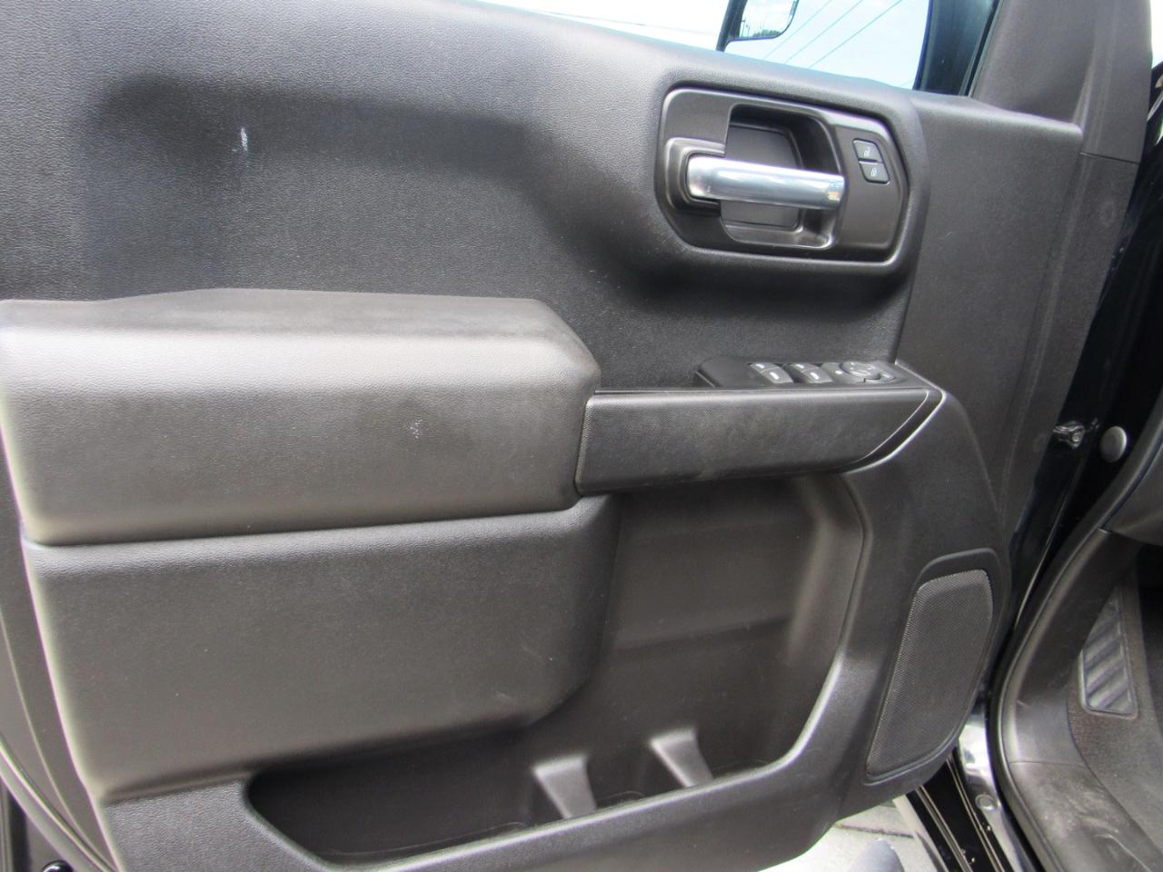 Chevrolet Silverado 1500 4WD Crew Cab 147" Custom Trail Boss 2021