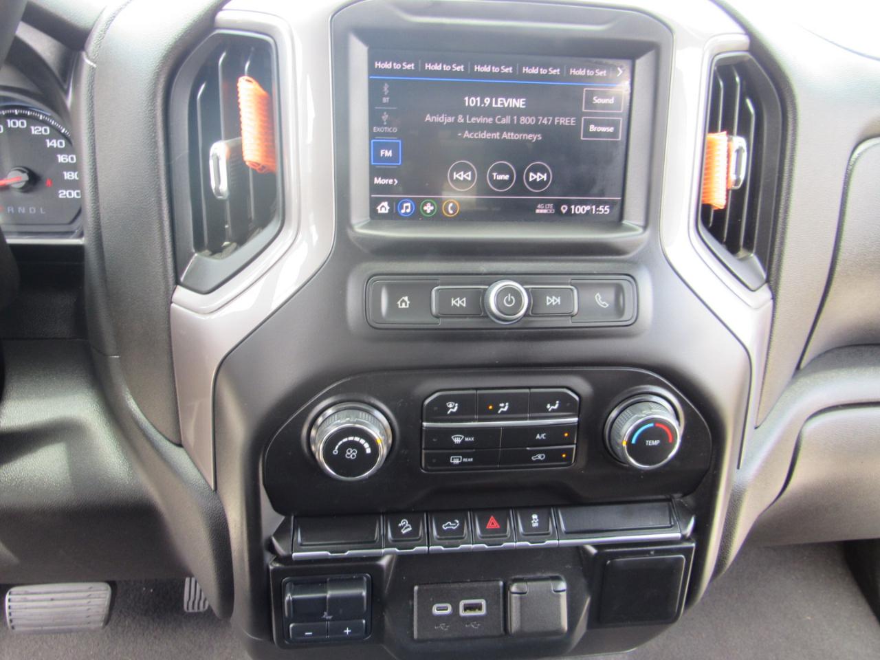 Chevrolet Silverado 1500 4WD Crew Cab 147" Custom Trail Boss 2021