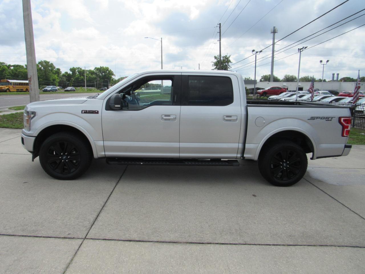 Ford F-150 4WD SuperCrew 145" XLT 2016