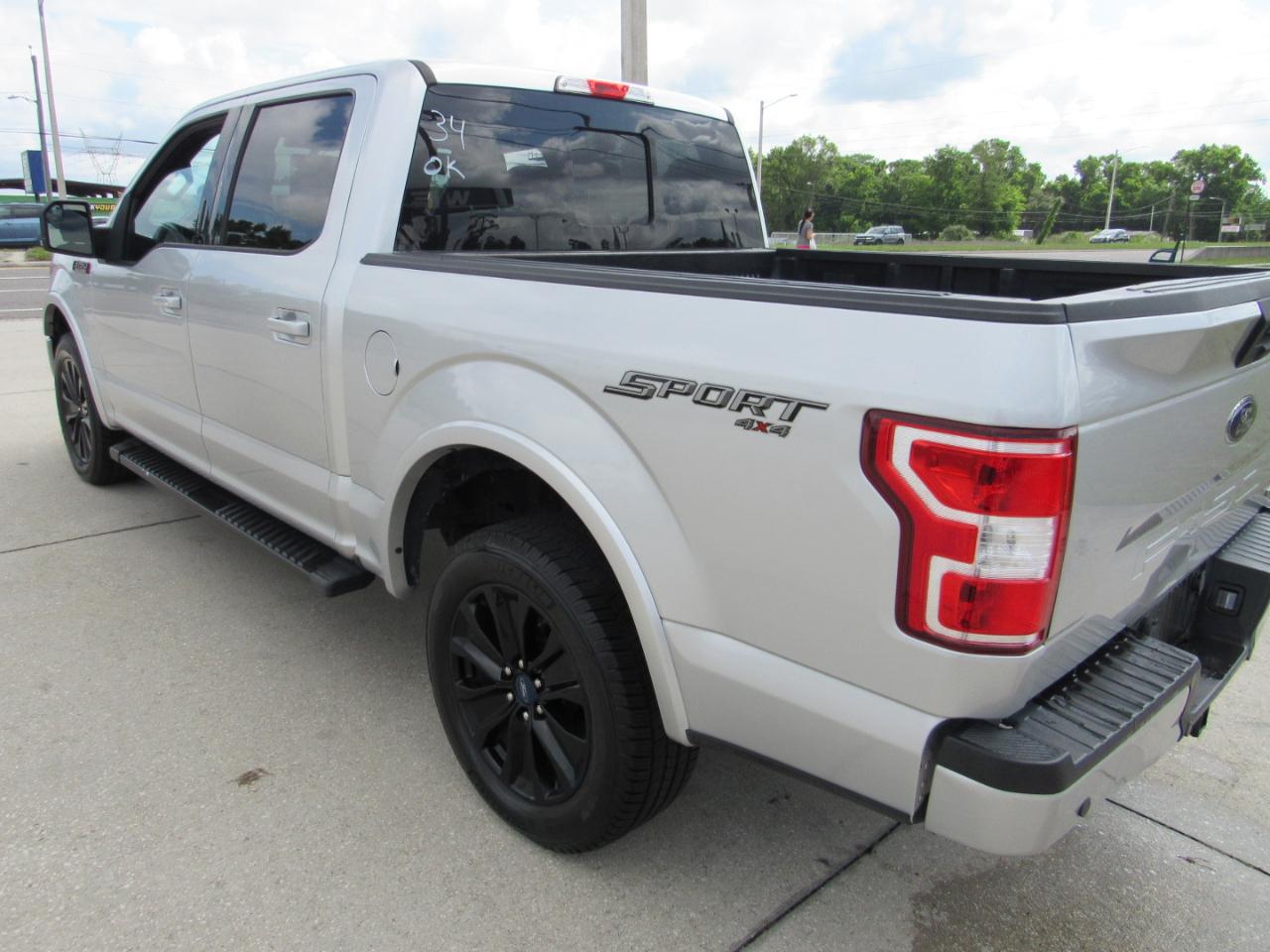 Ford F-150 4WD SuperCrew 145" XLT 2016