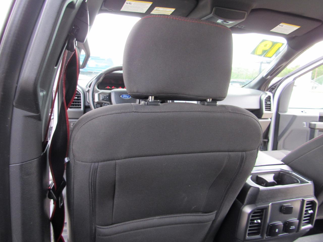 Ford F-150 4WD SuperCrew 145" XLT 2016