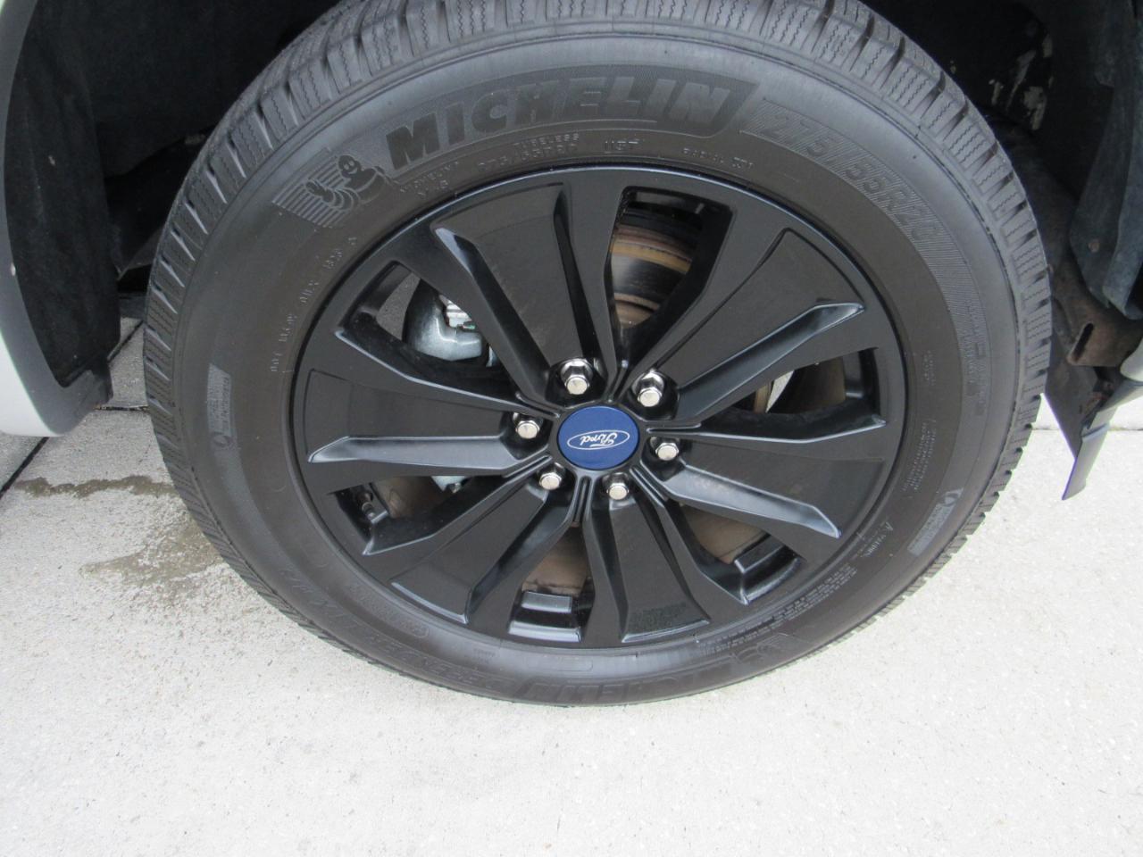 Ford F-150 4WD SuperCrew 145" XLT 2016