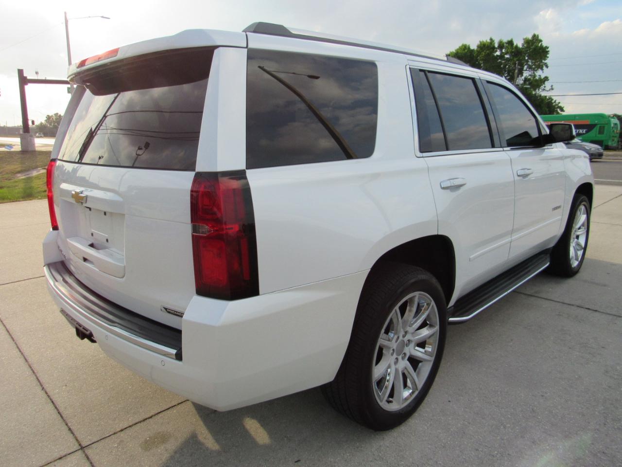 Chevrolet Tahoe 2WD 4dr Premier 2017