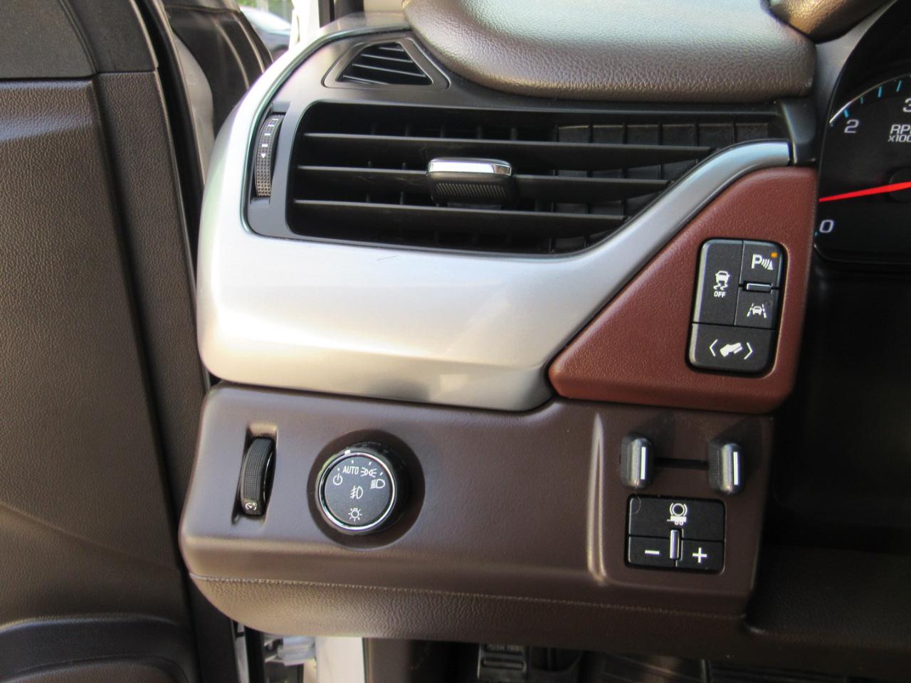 Chevrolet Tahoe 2WD 4dr Premier 2017