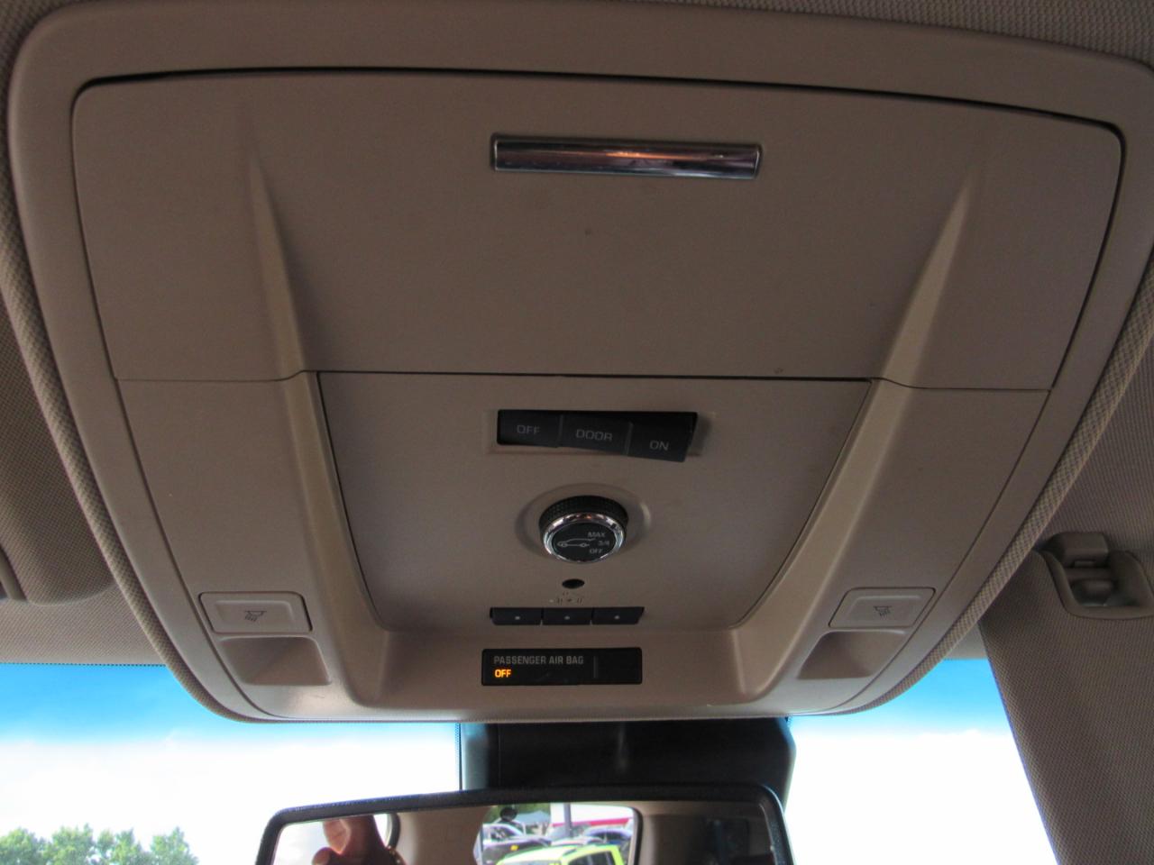 Chevrolet Tahoe 2WD 4dr Premier 2017