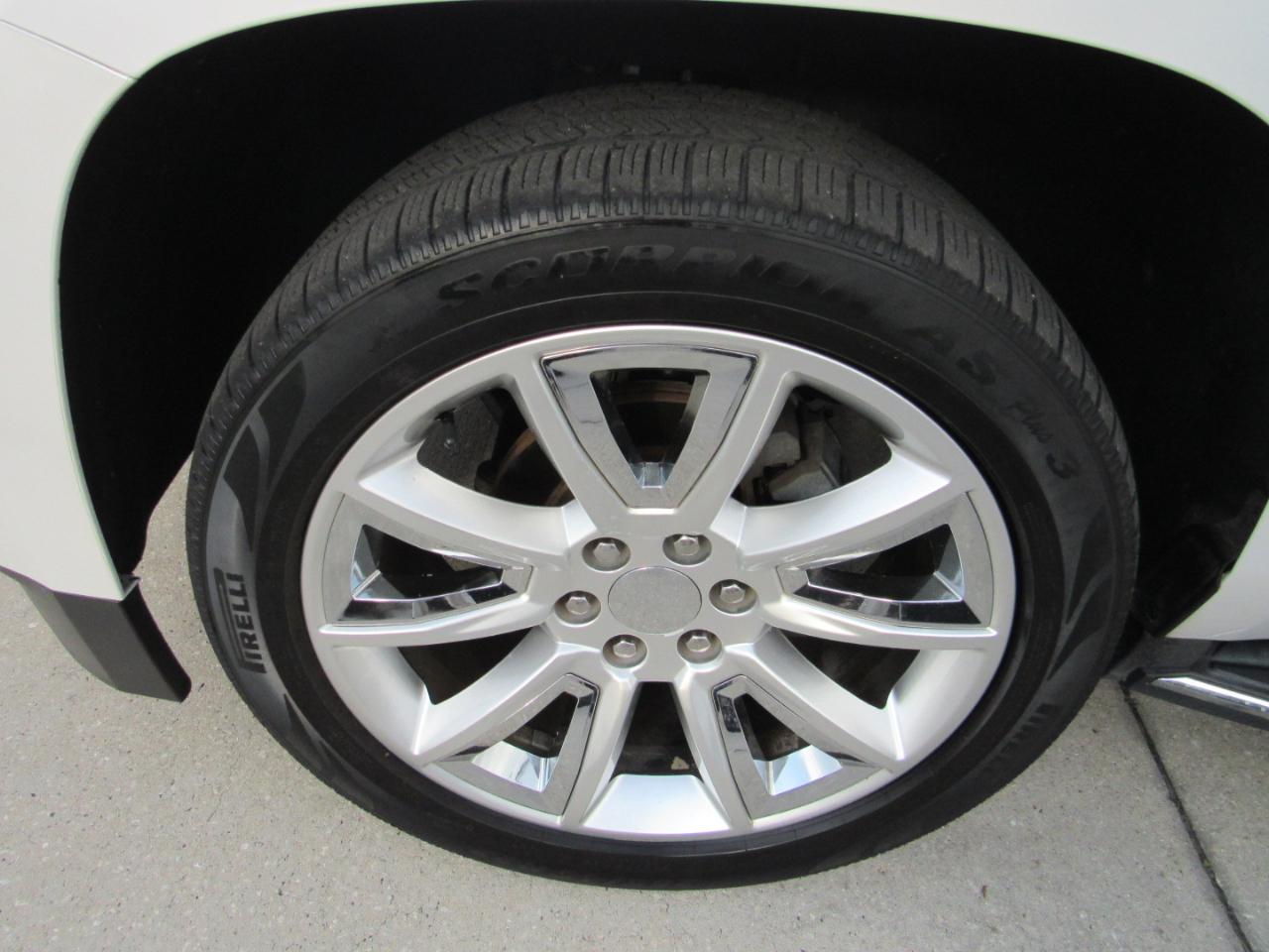 Chevrolet Tahoe 2WD 4dr Premier 2017