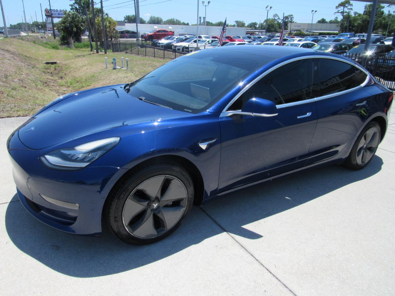 Tesla Model 3 Mid Range Battery RWD 2018