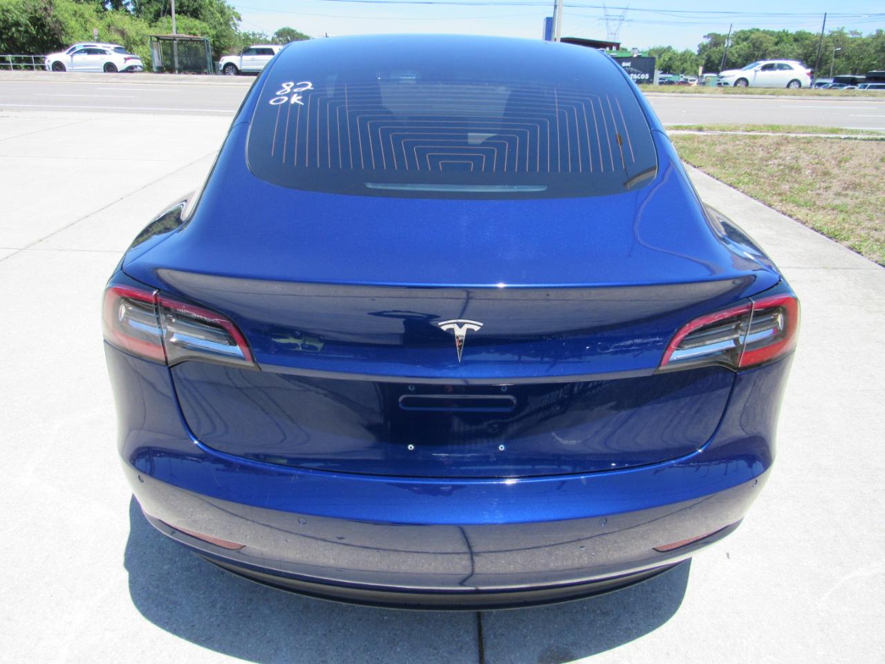 Tesla Model 3 Mid Range Battery RWD 2018