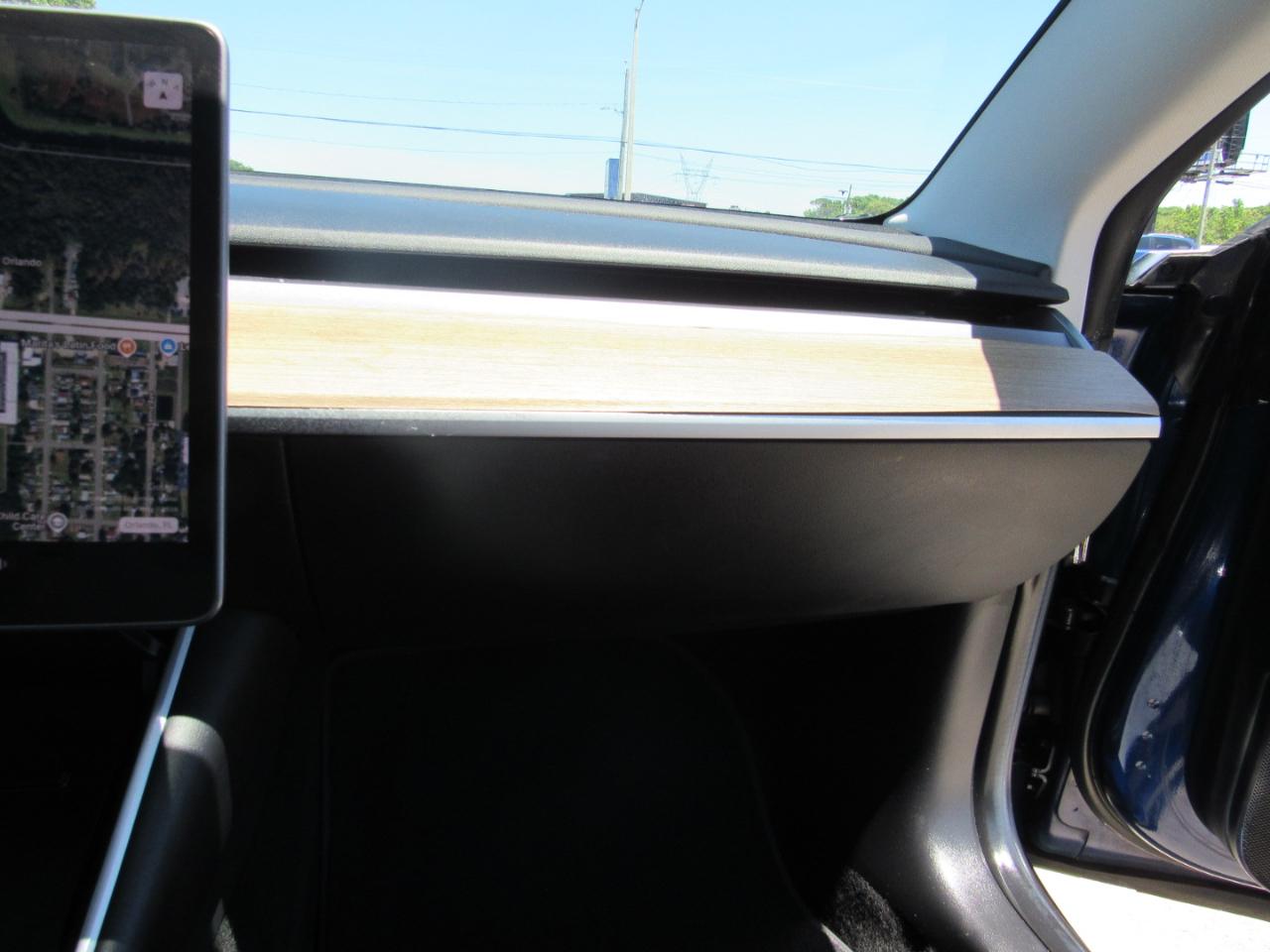 Tesla Model 3 Mid Range Battery RWD 2018