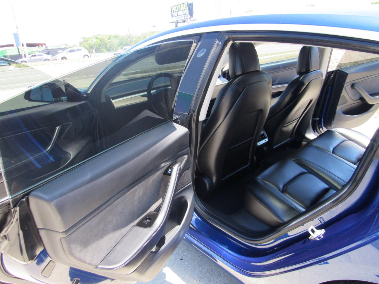 Tesla Model 3 Mid Range Battery RWD 2018