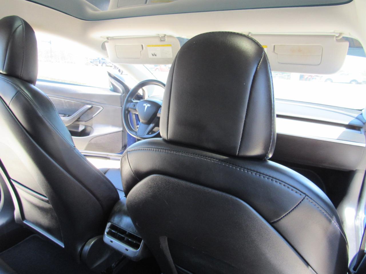 Tesla Model 3 Mid Range Battery RWD 2018