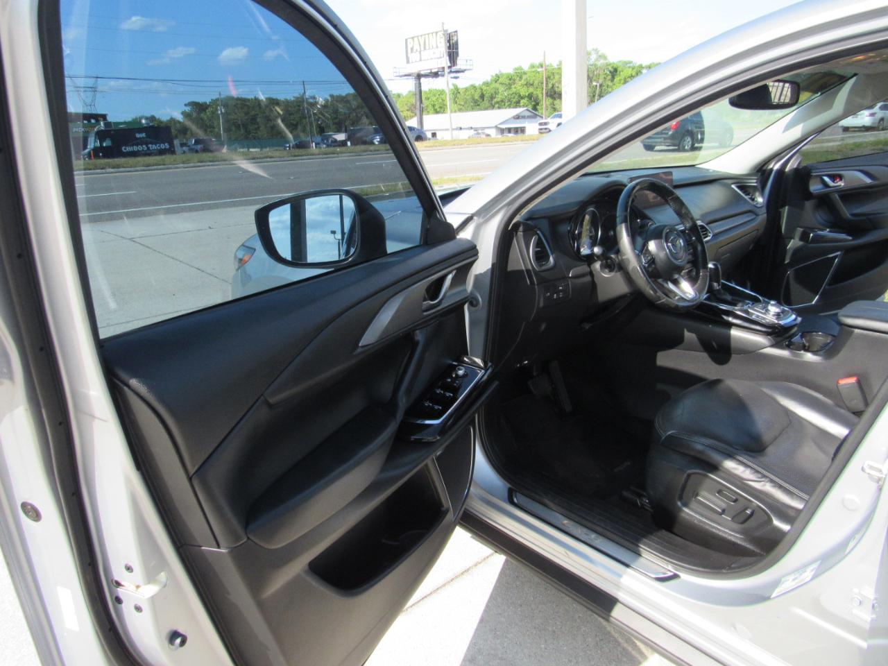 Mazda CX-9 Touring FWD 2021