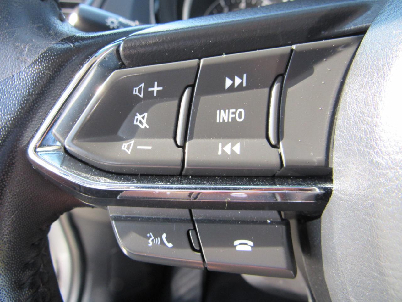 Mazda CX-9 Touring FWD 2021