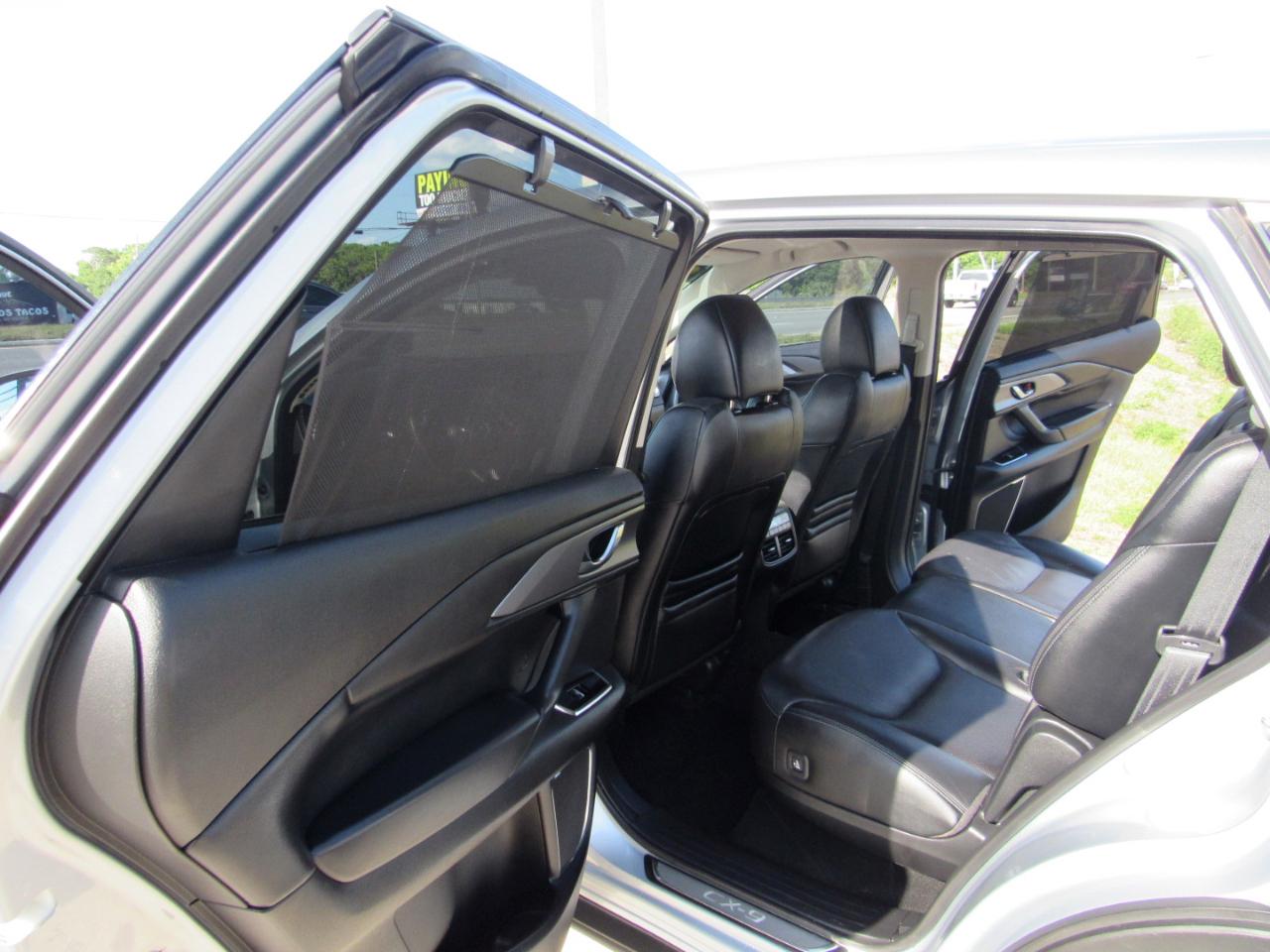 Mazda CX-9 Touring FWD 2021