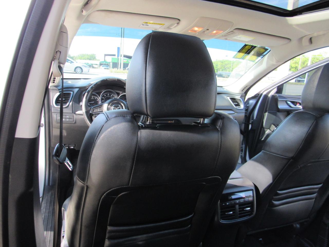 Mazda CX-9 Touring FWD 2021
