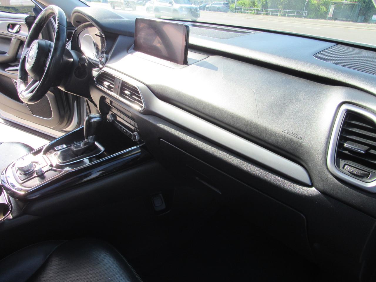 Mazda CX-9 Touring FWD 2021