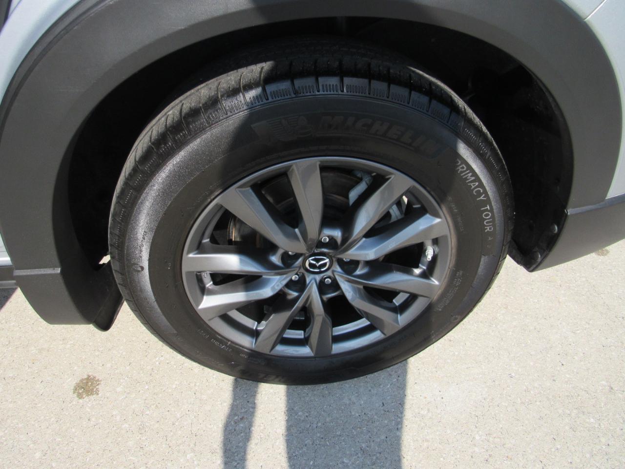 Mazda CX-9 Touring FWD 2021