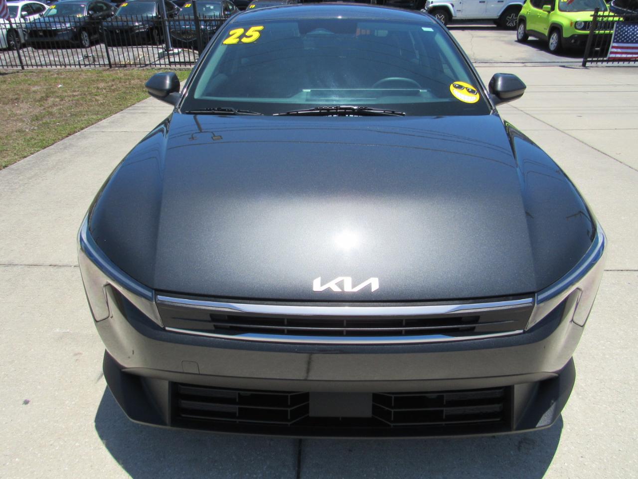 Kia K4 LXS FWD 2025