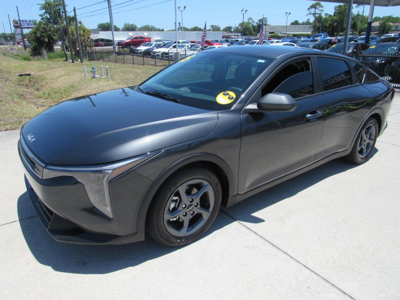 Kia K4 LXS FWD 2025