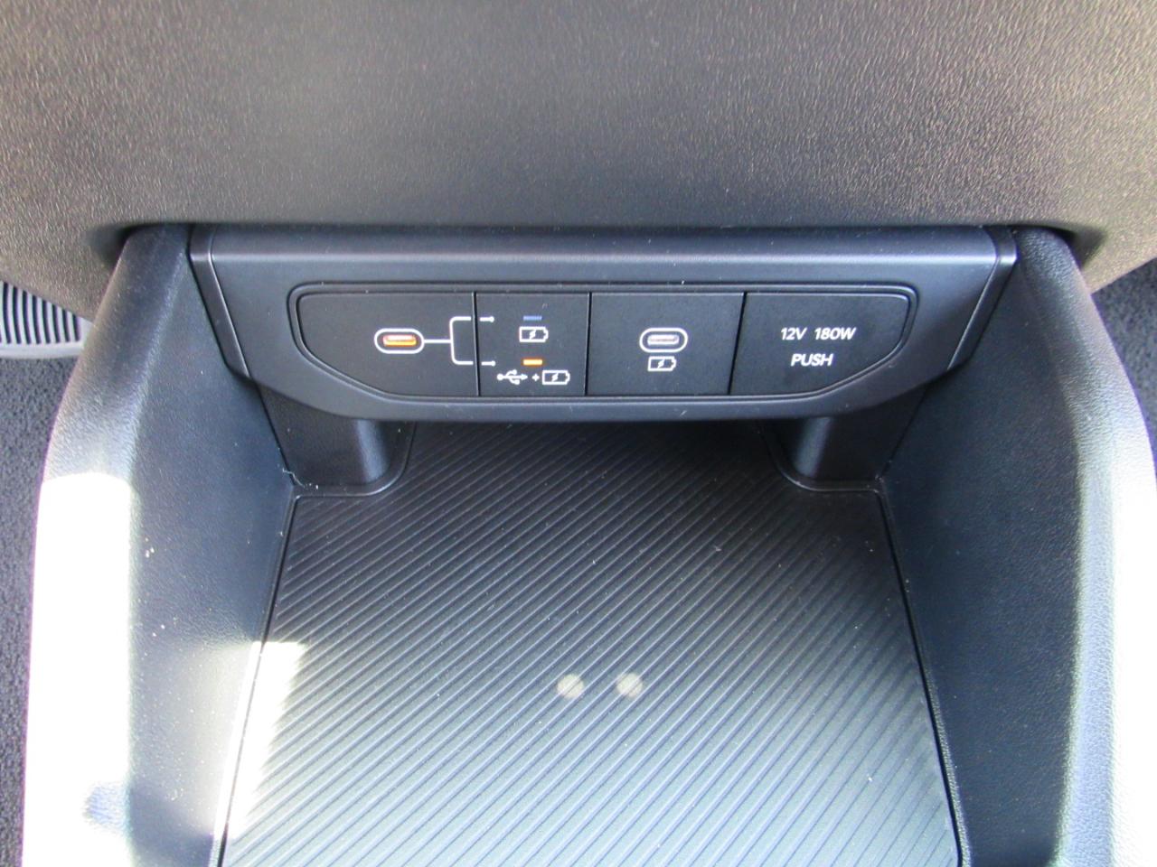 Kia K4 LXS FWD 2025