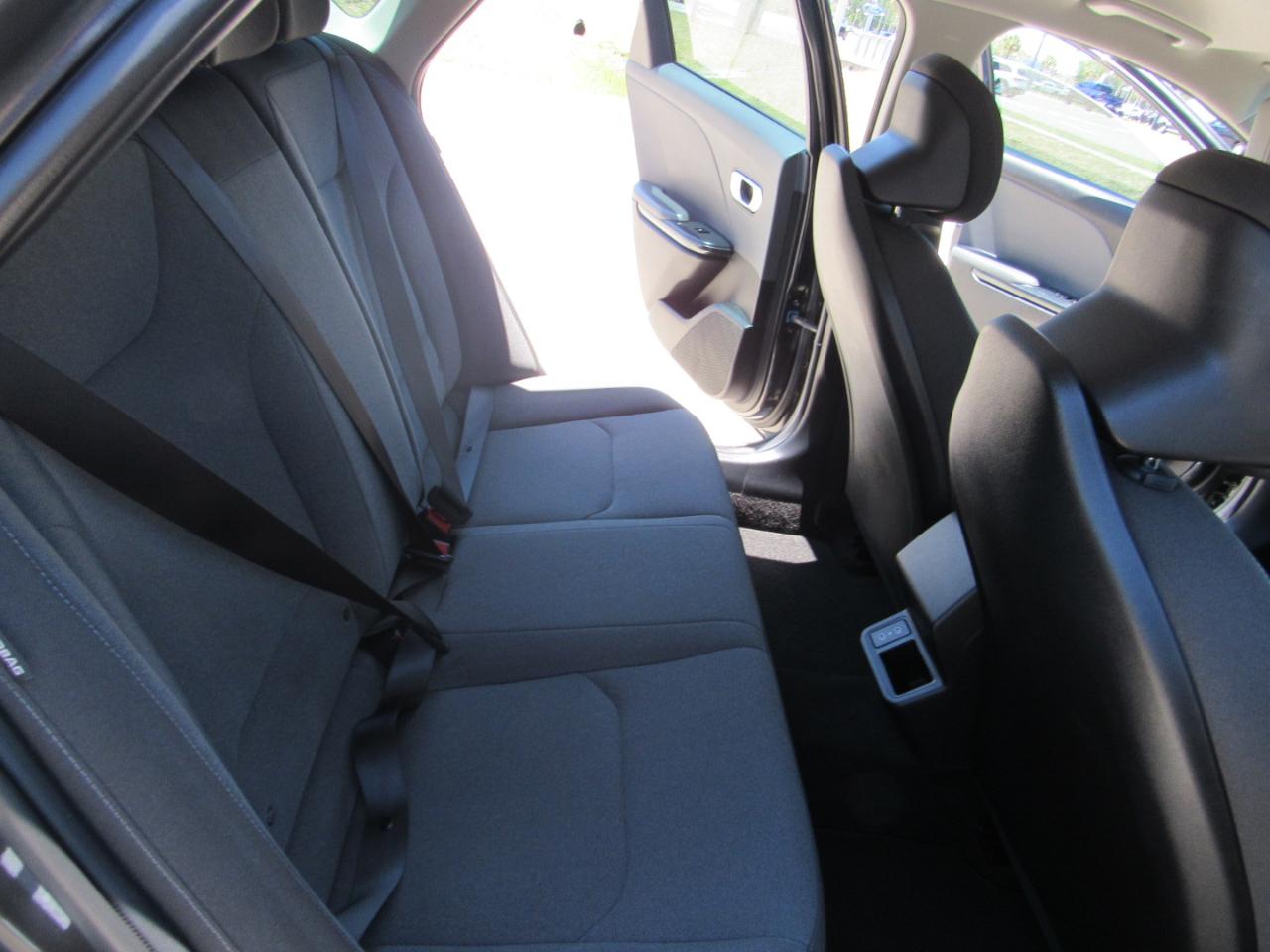 Kia K4 LXS FWD 2025