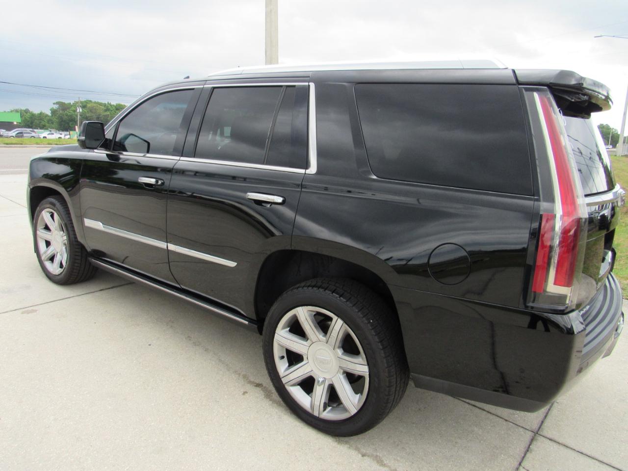 Cadillac Escalade 2WD 4dr Premium Luxury 2018