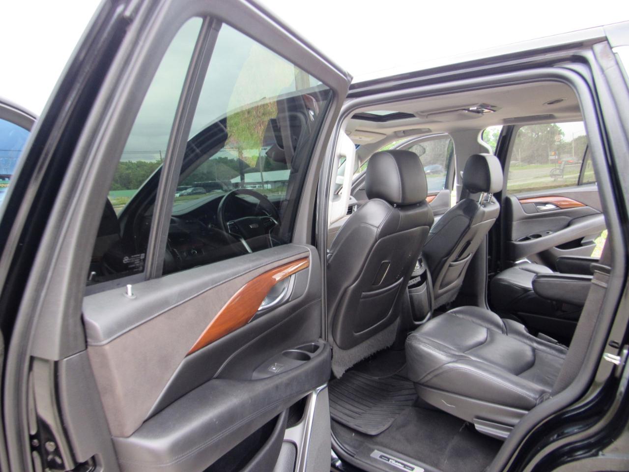 Cadillac Escalade 2WD 4dr Premium Luxury 2018