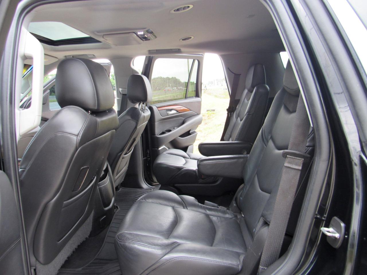 Cadillac Escalade 2WD 4dr Premium Luxury 2018