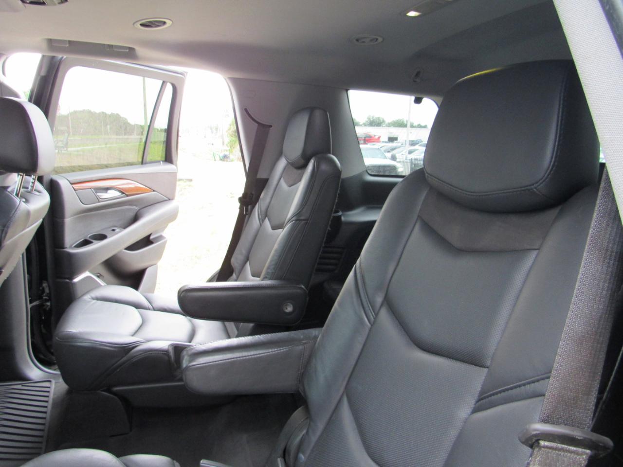 Cadillac Escalade 2WD 4dr Premium Luxury 2018