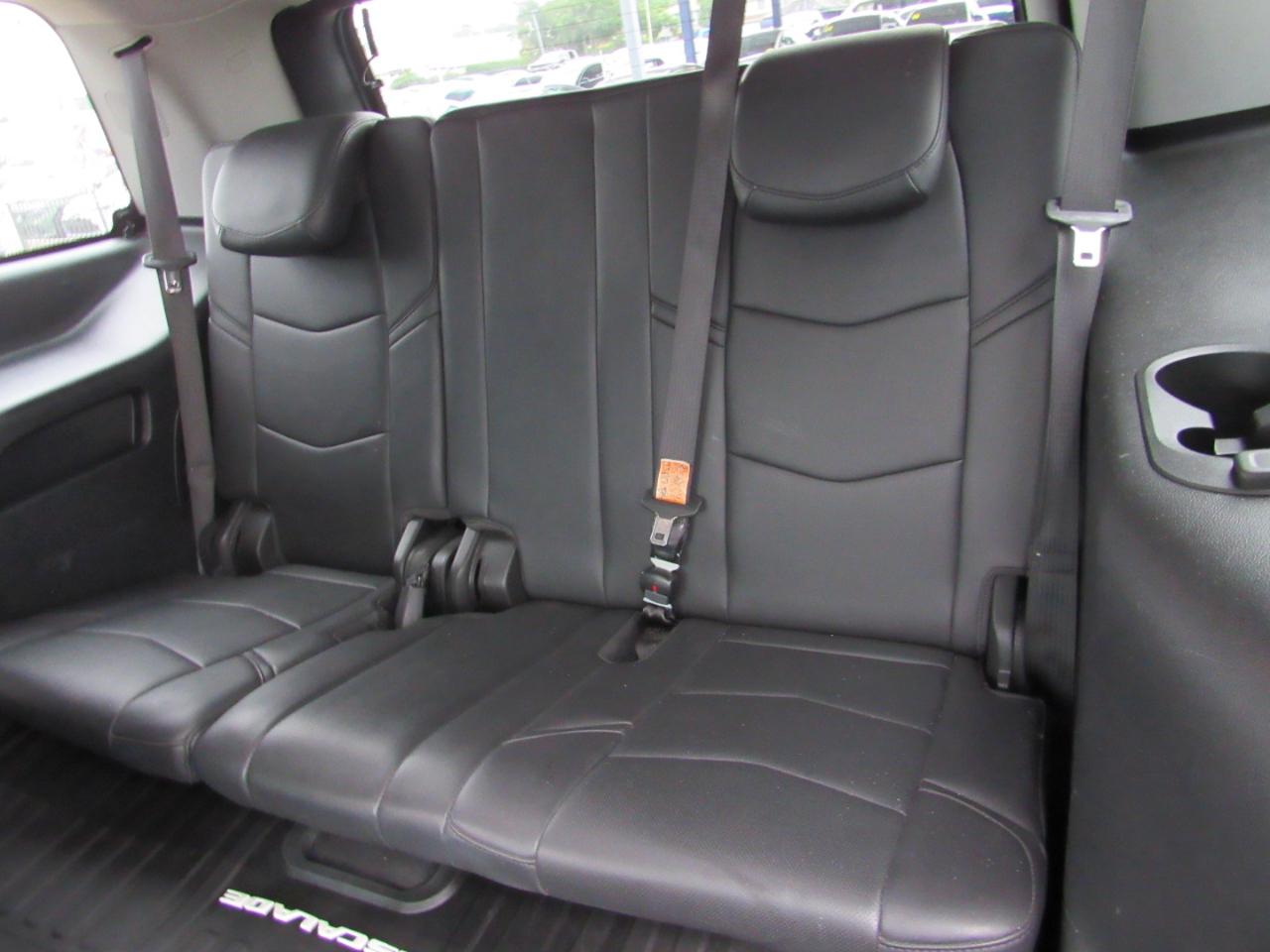 Cadillac Escalade 2WD 4dr Premium Luxury 2018
