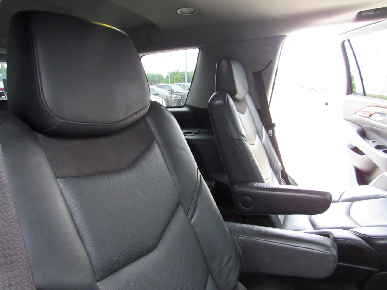 Cadillac Escalade 2WD 4dr Premium Luxury 2018