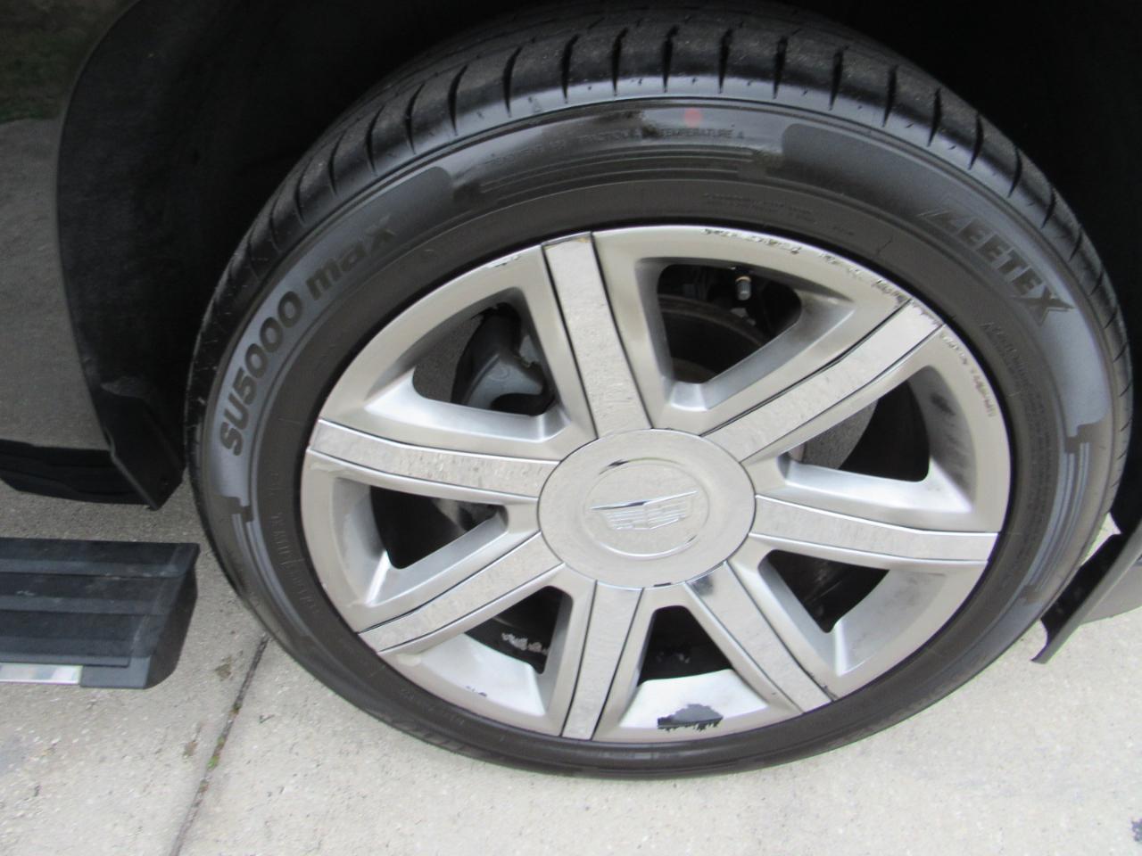 Cadillac Escalade 2WD 4dr Premium Luxury 2018