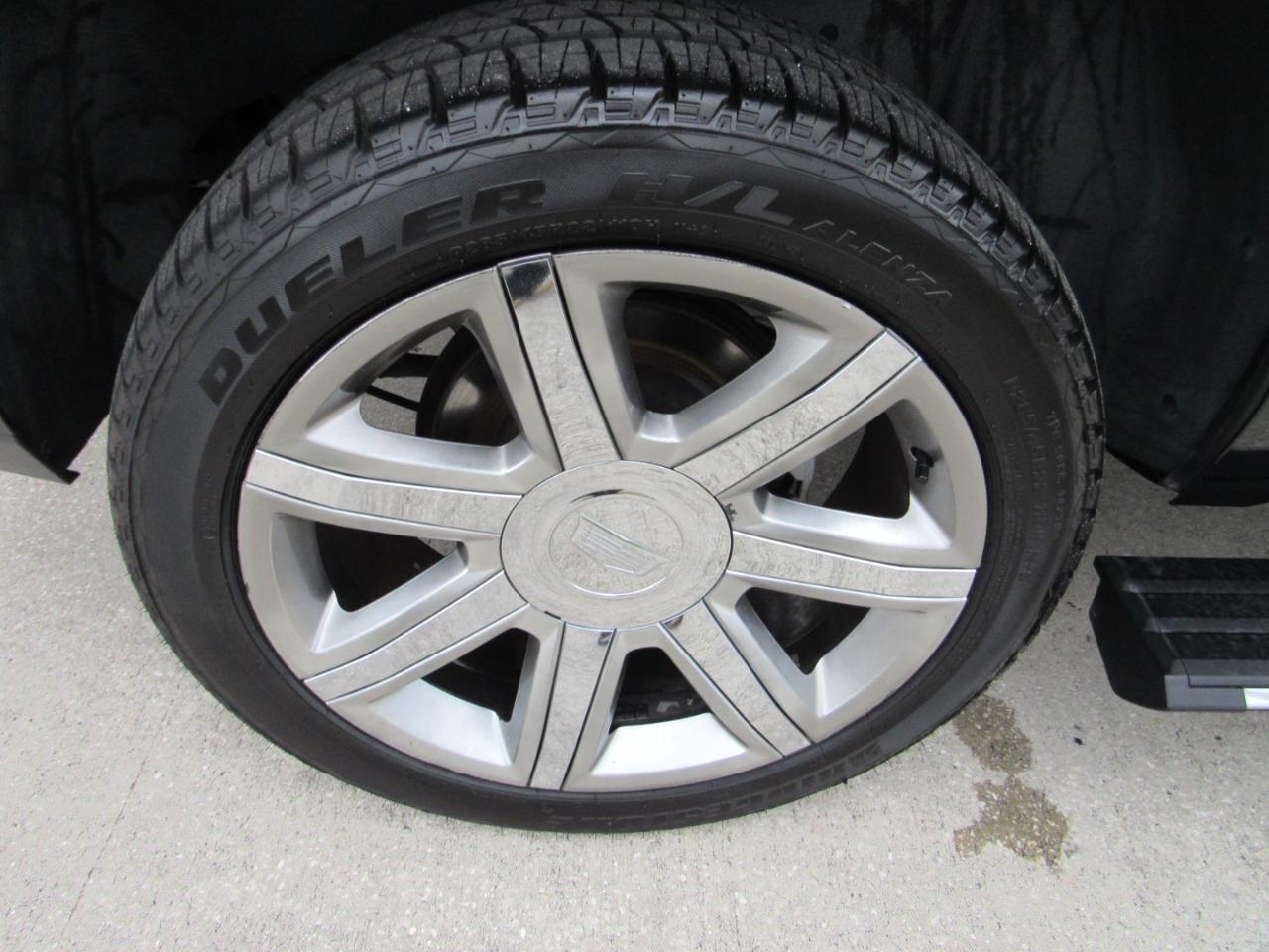 Cadillac Escalade 2WD 4dr Premium Luxury 2018