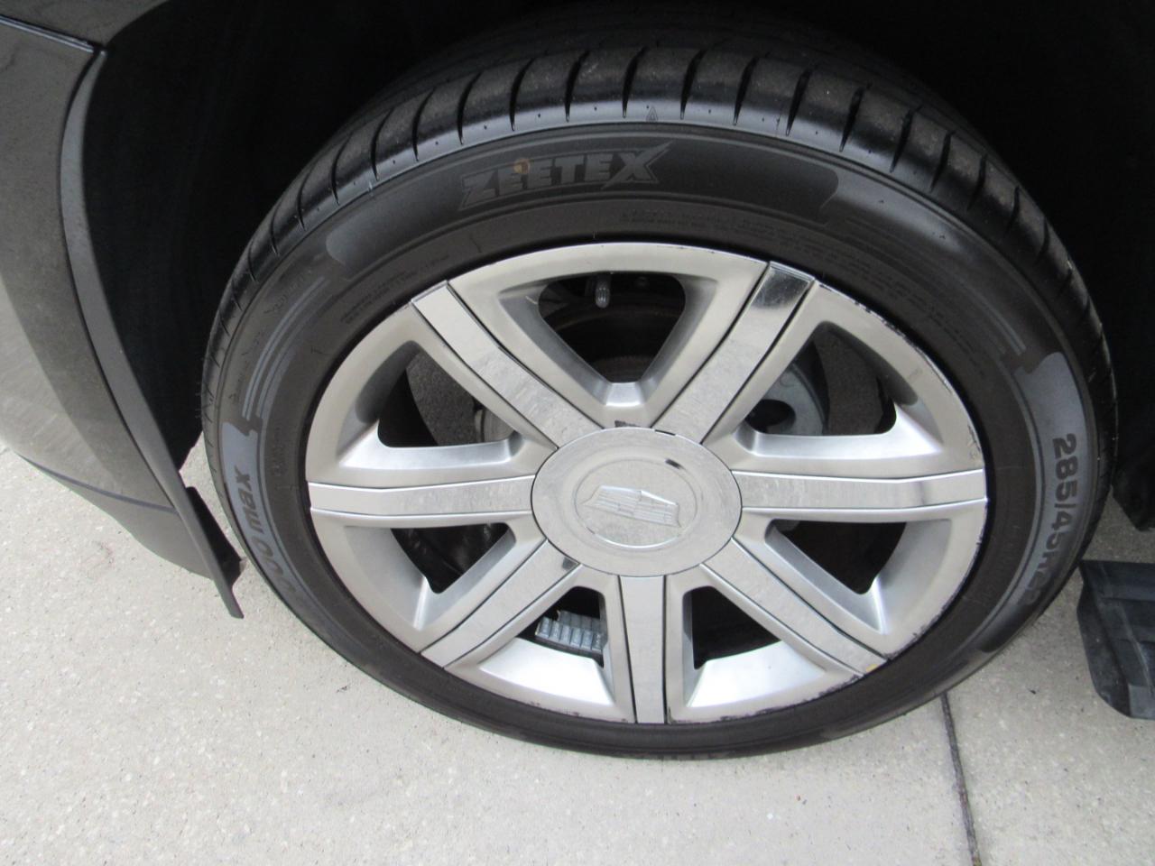 Cadillac Escalade 2WD 4dr Premium Luxury 2018