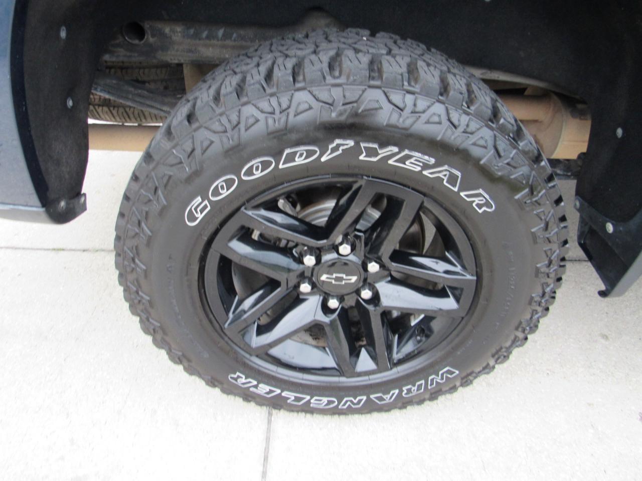 Chevrolet Silverado 1500 4WD Crew Cab 147" LT Trail Boss 2019