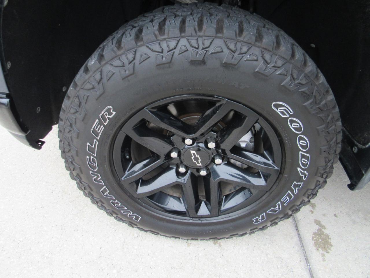 Chevrolet Silverado 1500 4WD Crew Cab 147" LT Trail Boss 2019