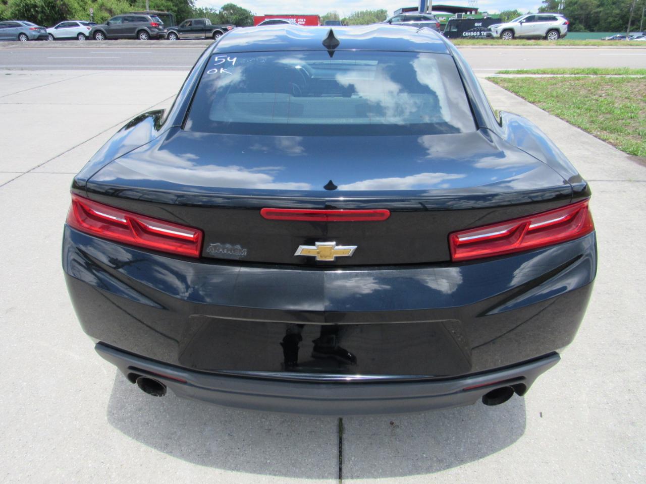 Chevrolet Camaro 2dr Cpe 1LT 2017