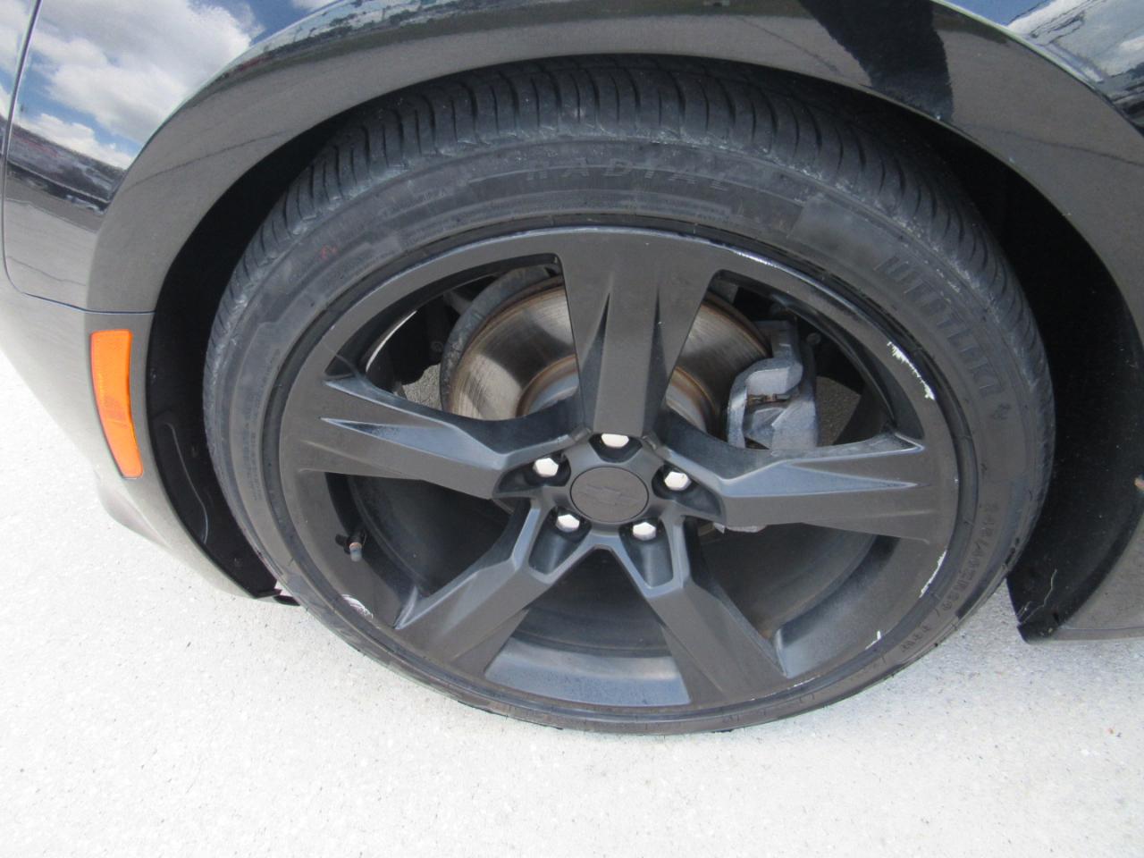Chevrolet Camaro 2dr Cpe 1LT 2017