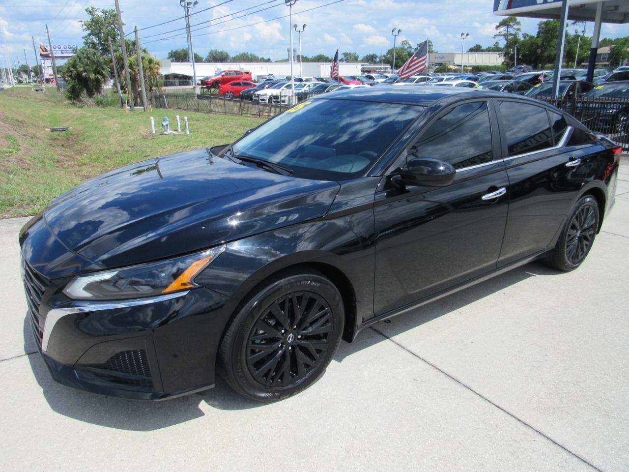 Nissan Altima SV FWD 2025