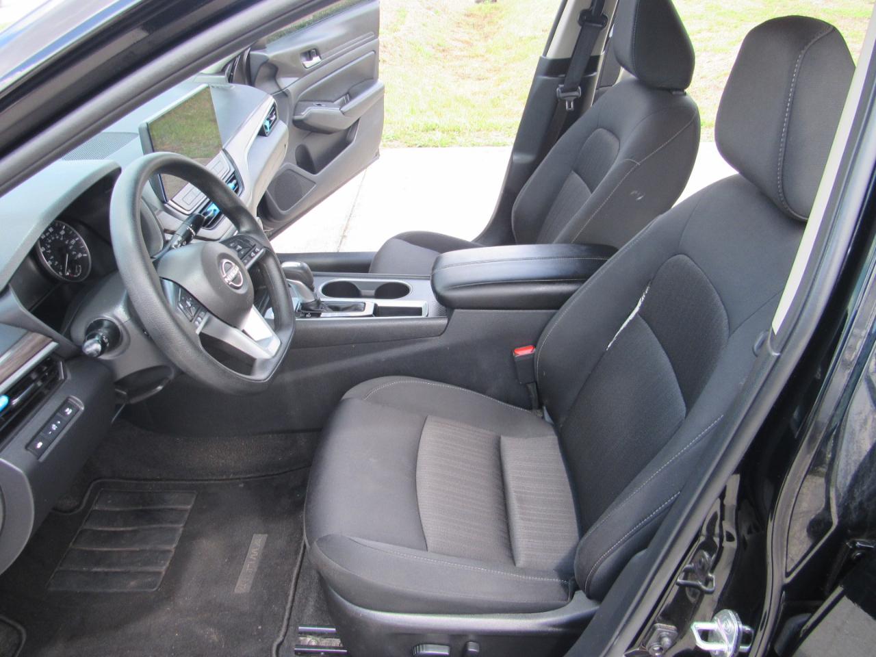 Nissan Altima SV FWD 2025