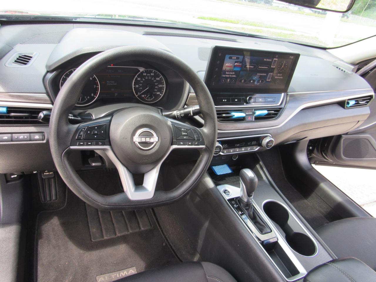 Nissan Altima SV FWD 2025
