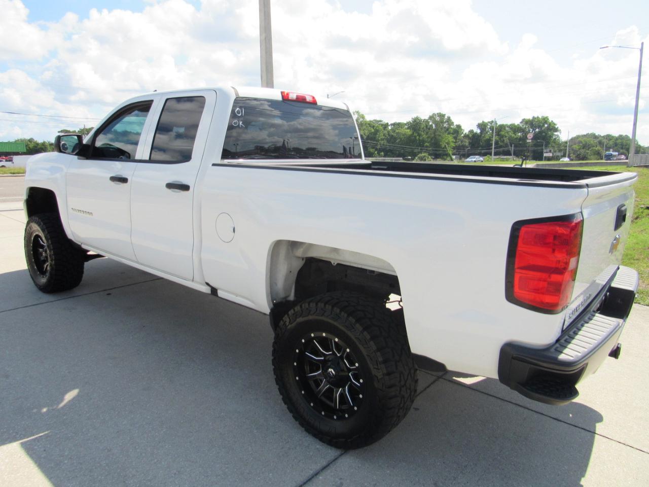 Chevrolet Silverado 1500 2WD Double Cab 143.5" Work Truck 2017
