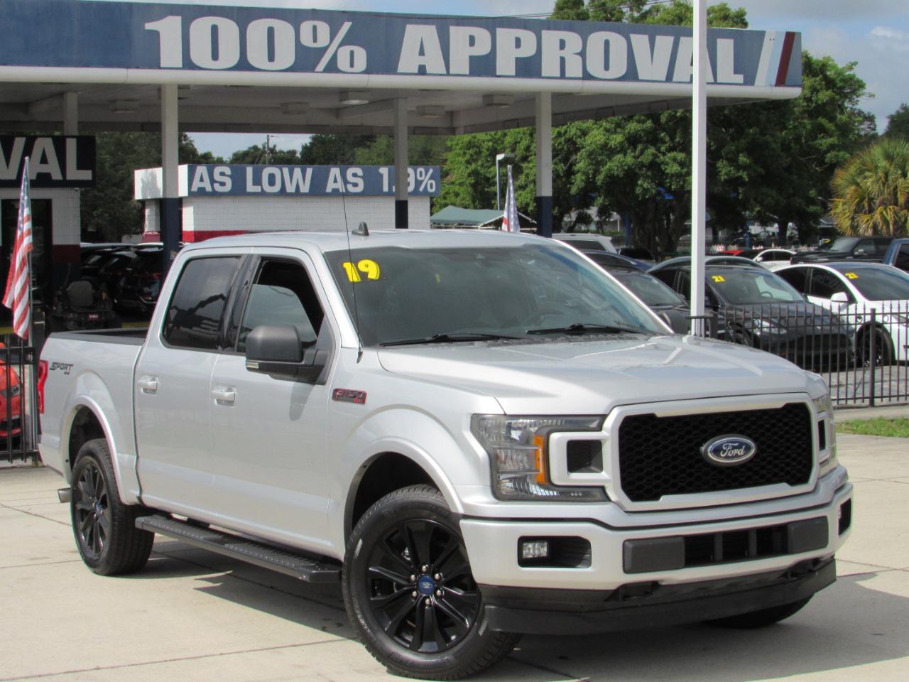 Ford F-150 XL 4WD SuperCrew 5.5' Box 2019