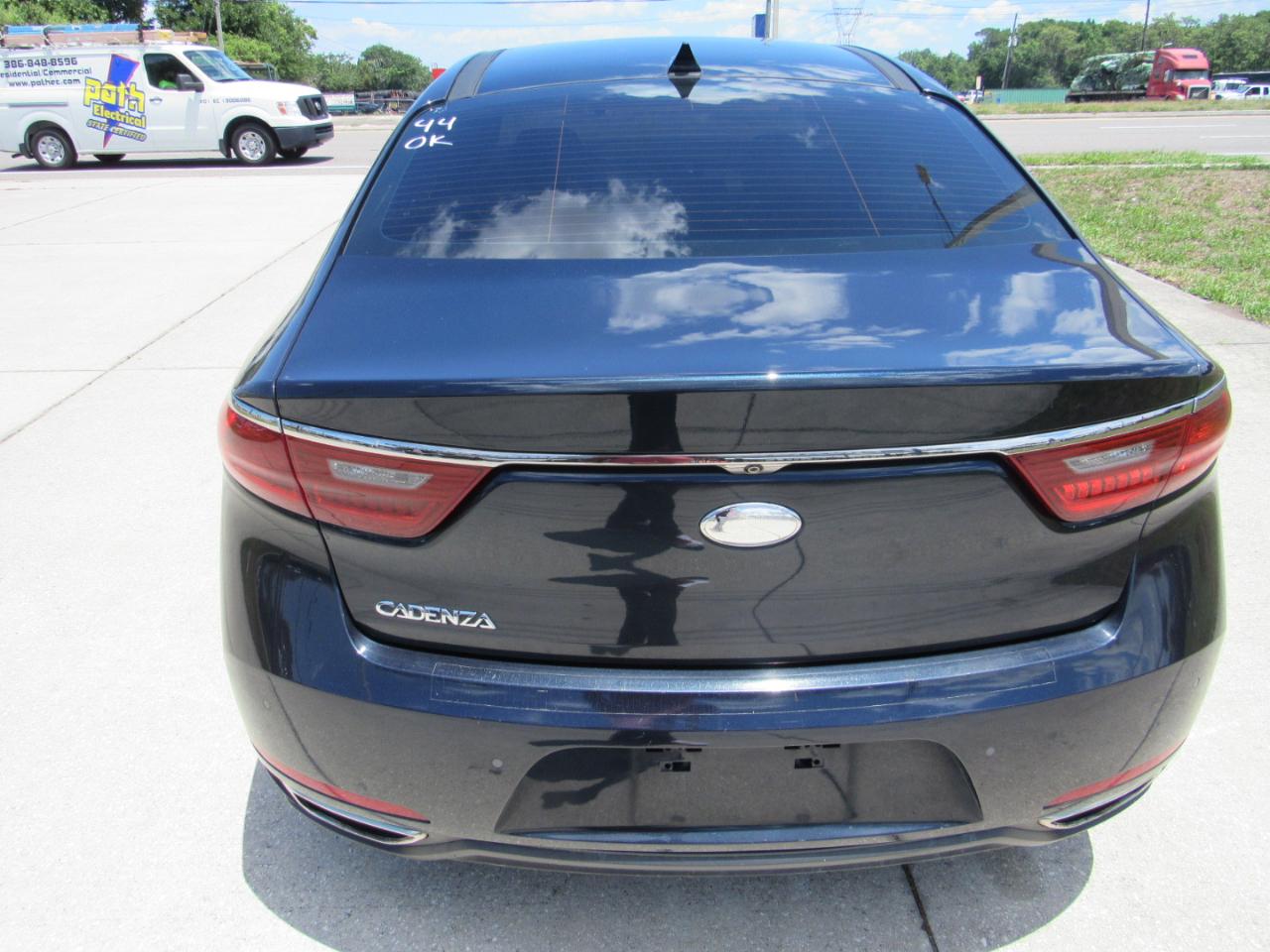 Kia Cadenza Premium Sedan 2018