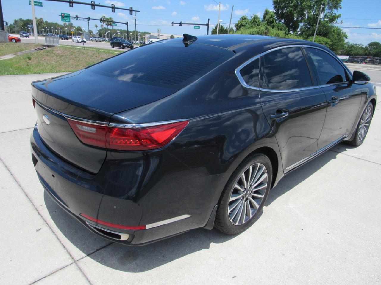 Kia Cadenza Premium Sedan 2018