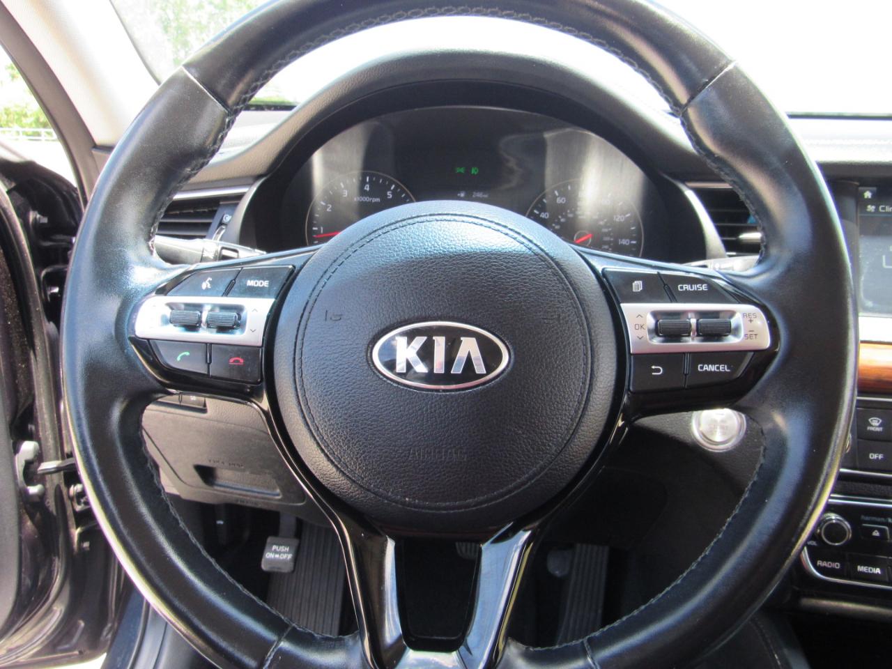 Kia Cadenza Premium Sedan 2018
