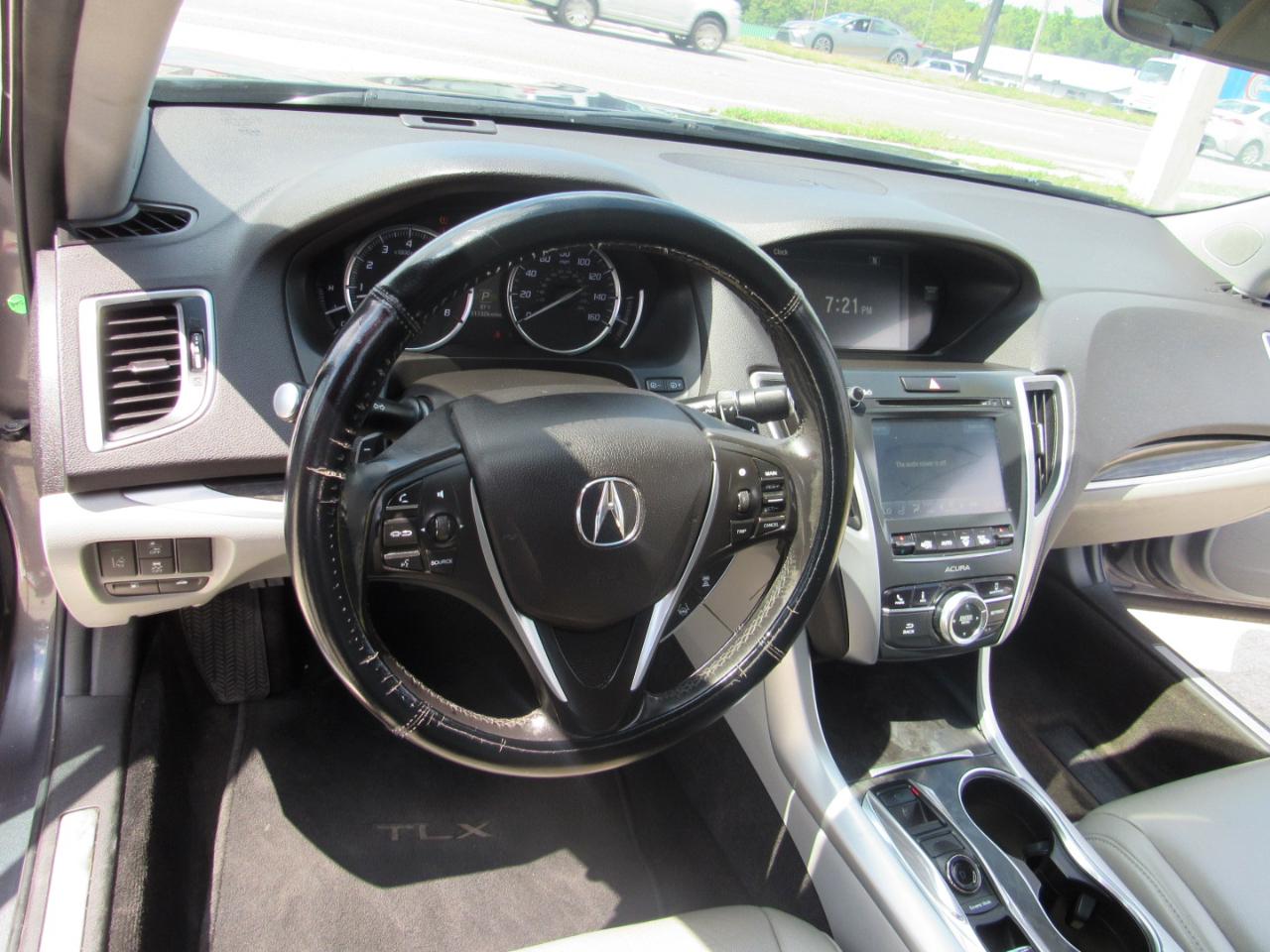 Acura TLX 3.5L FWD 2018