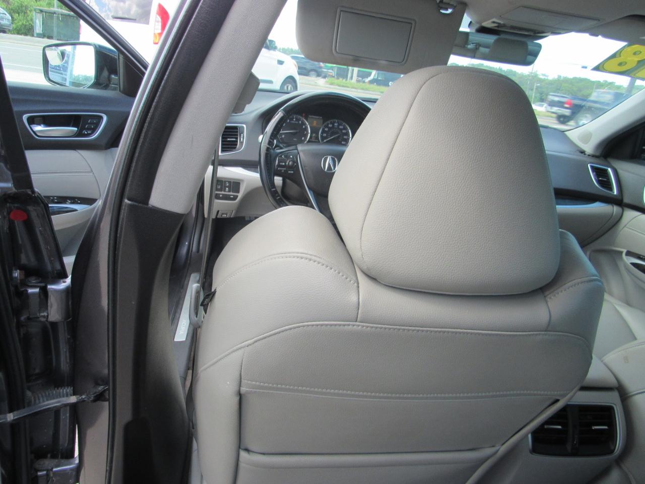 Acura TLX 3.5L FWD 2018