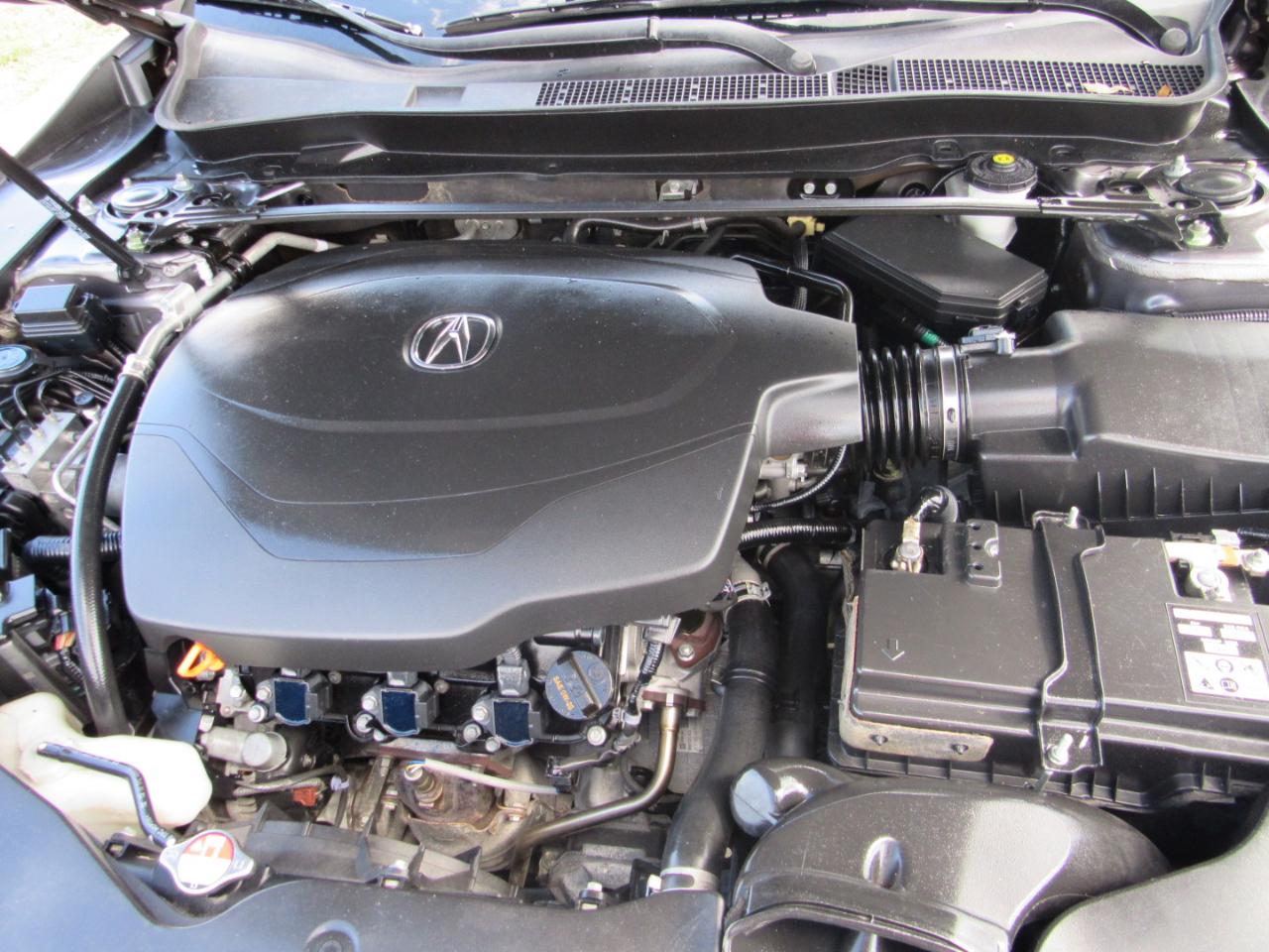 Acura TLX 3.5L FWD 2018