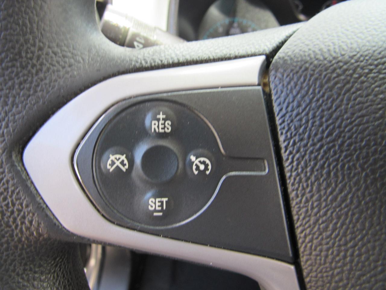 GMC Canyon 2WD Crew Cab 128" Elevation Standard 2021